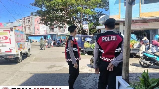 Patroli Dialogis Satuan Samapta Polres Bantaeng Perkuat Keamanan di Kawasan Pasar dan Pertokoan